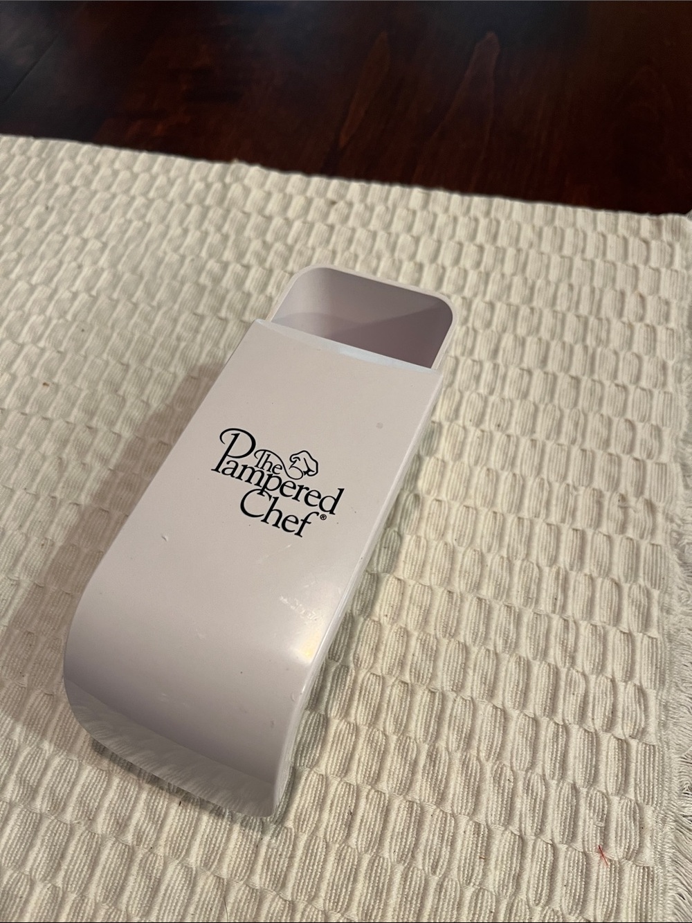 The pampered chef adjustable scoop